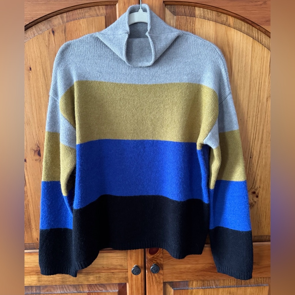 MYSTREE Funnel Neck Multi Color Sweater Size S